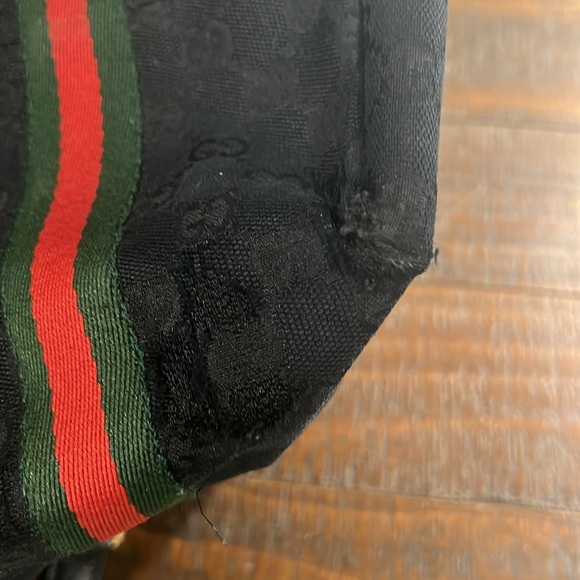 Gucci Black Tote with Signature Stripes - Picture 7 of 10